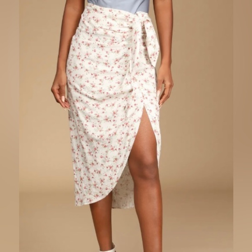 Lulu’s A Fling Thing White Floral Print High-Waisted Midi Skirt
